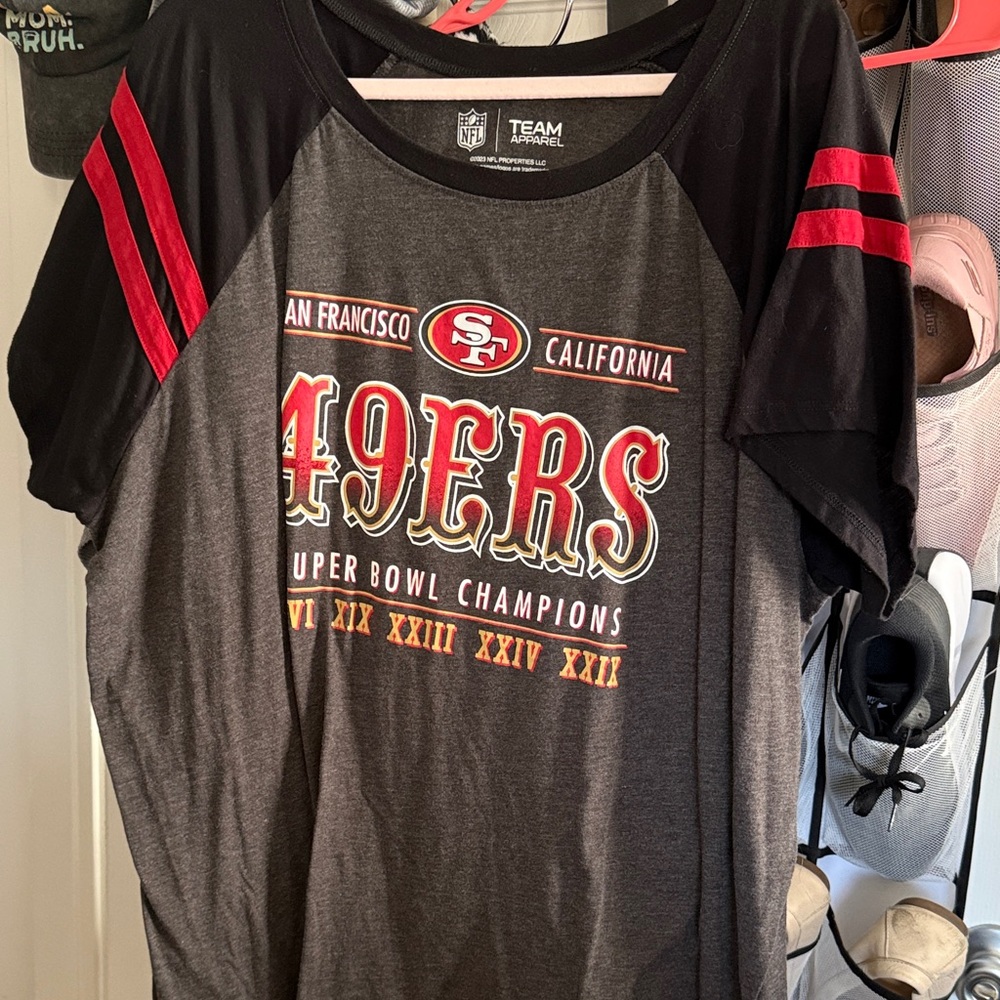 NFL Womens San Francisco 49ers Black and Red T-Shirt